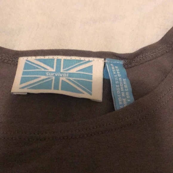 Survival Cold Shoulder Top Sz M - Picture 2 of 3